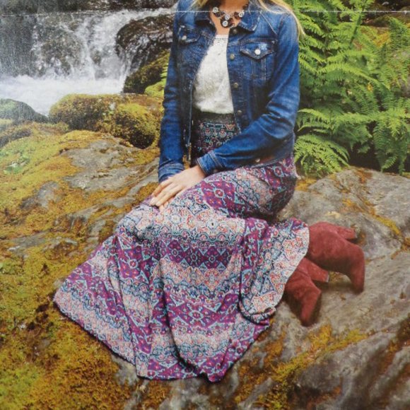 Anthropologie Dresses & Skirts - Anthropologie Rani Maxi Skirt by Vanessa Virginia